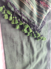 Load image into Gallery viewer, Laboni _ Ek Chatur Naar