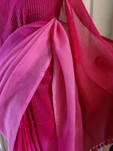 Load image into Gallery viewer, Pink Orchid chase