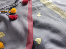 Load image into Gallery viewer, Cream Bell Hearts