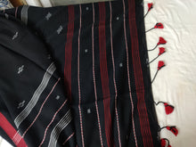 Load image into Gallery viewer, RAAT AKELI HAI