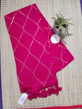 Load image into Gallery viewer, Sitaro ki Jal- Temping pink