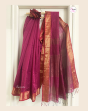 Load image into Gallery viewer, Vrittapushpa