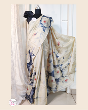 Load image into Gallery viewer, Blooming flower in Storm