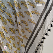 Load image into Gallery viewer, Pili taxi - Kolkata